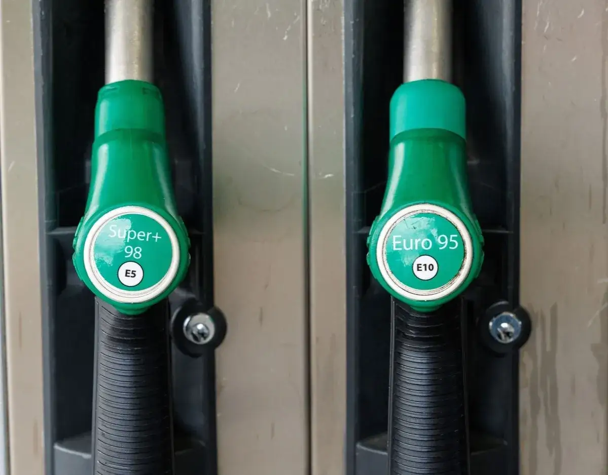 95 to benzyna czy diesel - kluczowe różnice, które musisz znać