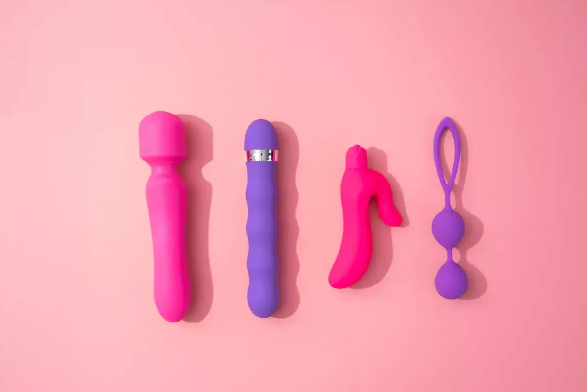 Wibrator damski od A do Z: Jak naprawdę działa intymny sprzęt?
