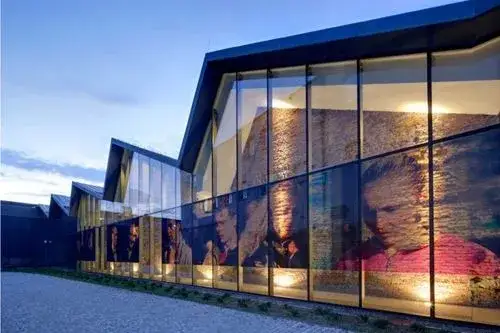 Najlepsze galerie sztuki nowoczesnej w Krakowie – co warto zobaczyć