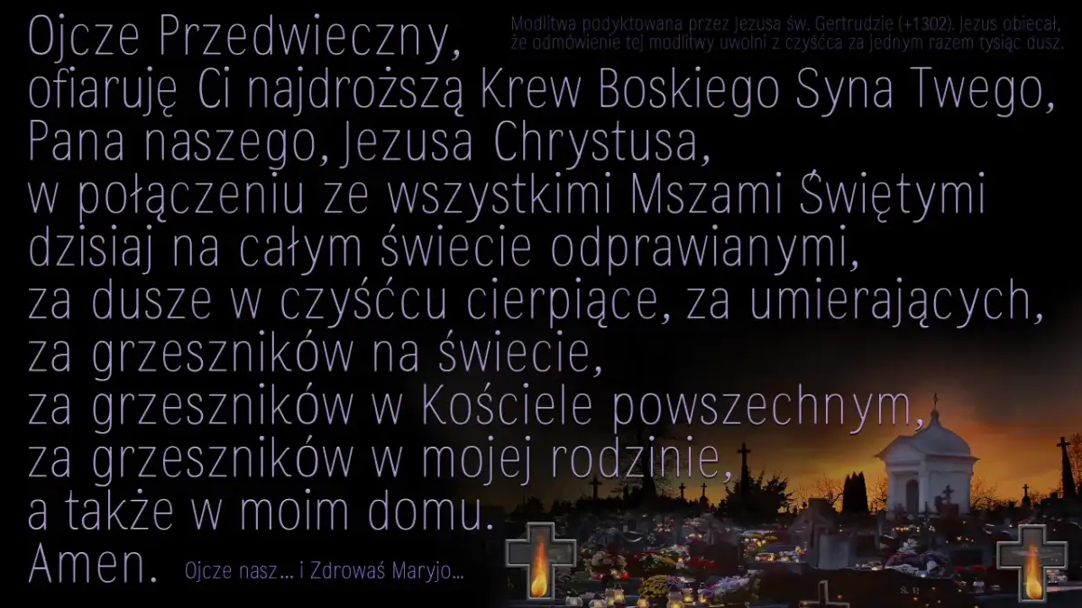 Cmentarz o zmierzchu z krzyżami, zniczami i mauzoleum.