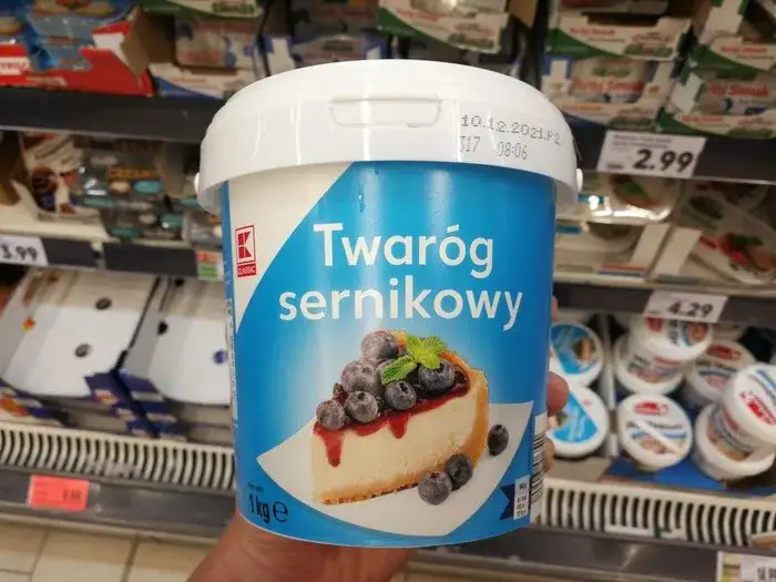 Sernik idealny? Jaki ser twarogowy w wiaderku wybrać? Ranking
