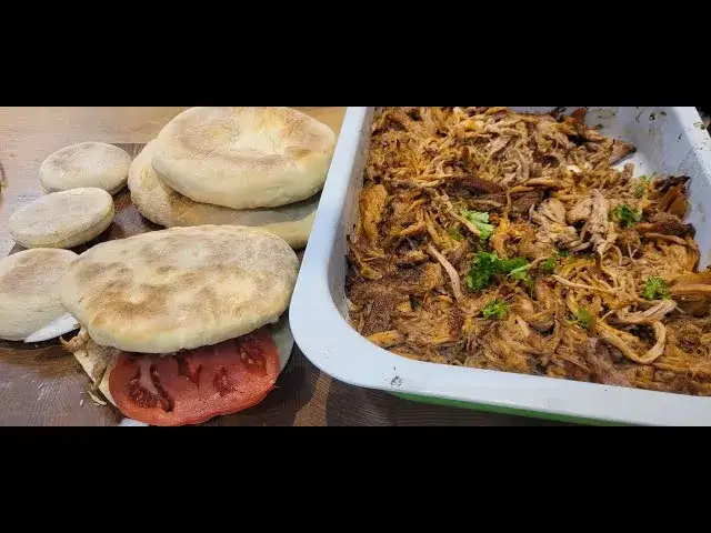 Idealna szarpana wieprzowina z karkówki: proste przepisy i triki