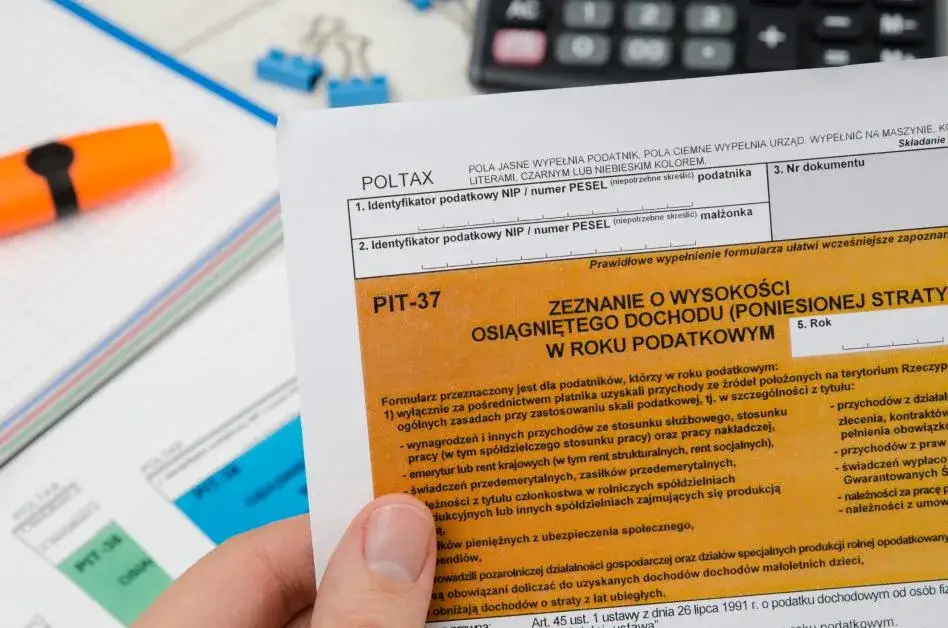 PIT-11 od pracodawcy: Do kiedy? Co zrobić, gdy go nie masz?