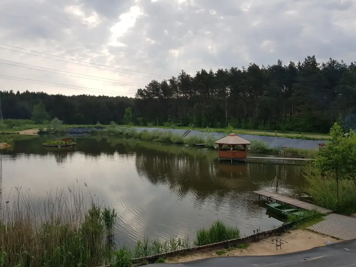 Łowisko Orońsko: Idealne miejsce na udane wędkowanie i relaks