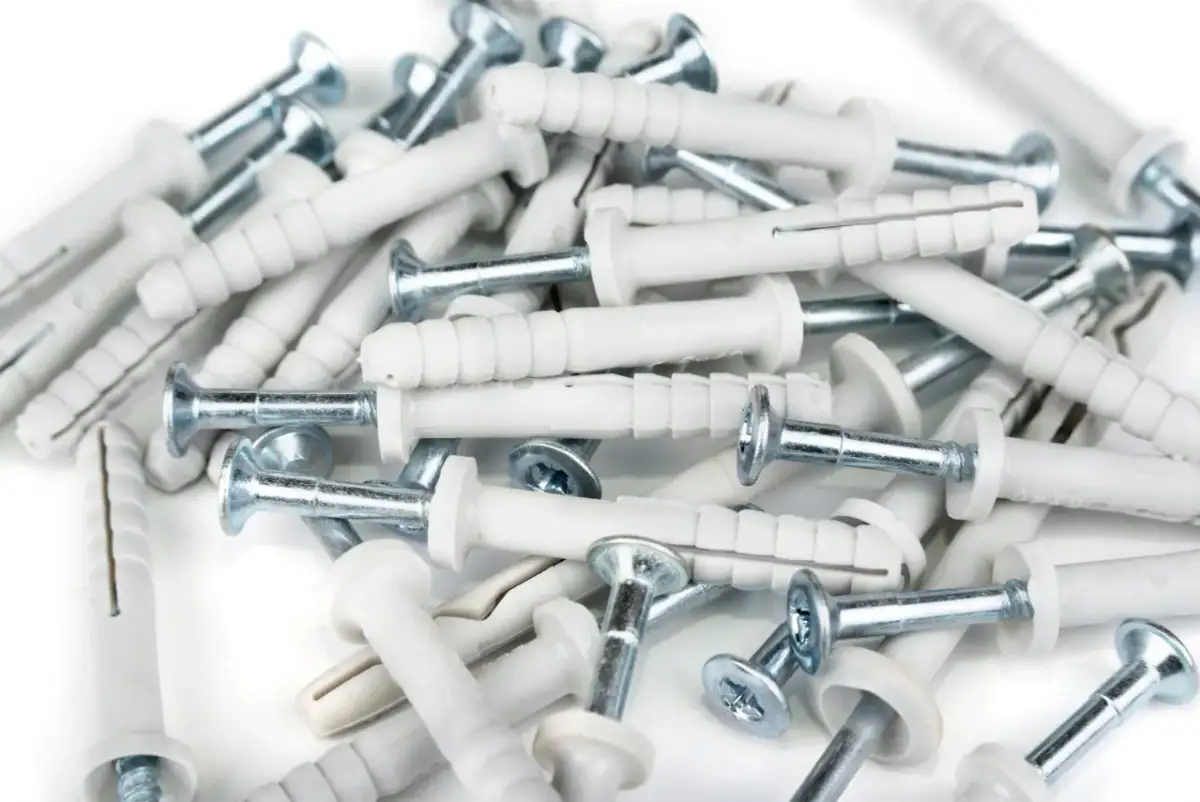 Kotwy do betonu Leroy Merlin – wybierz najlepsze rozwiązania do montażu