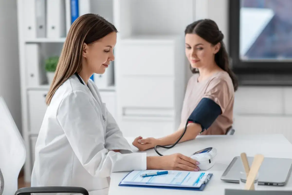 Po jakim czasie L4 trzeba zrobić badania, aby wrócić do pracy?