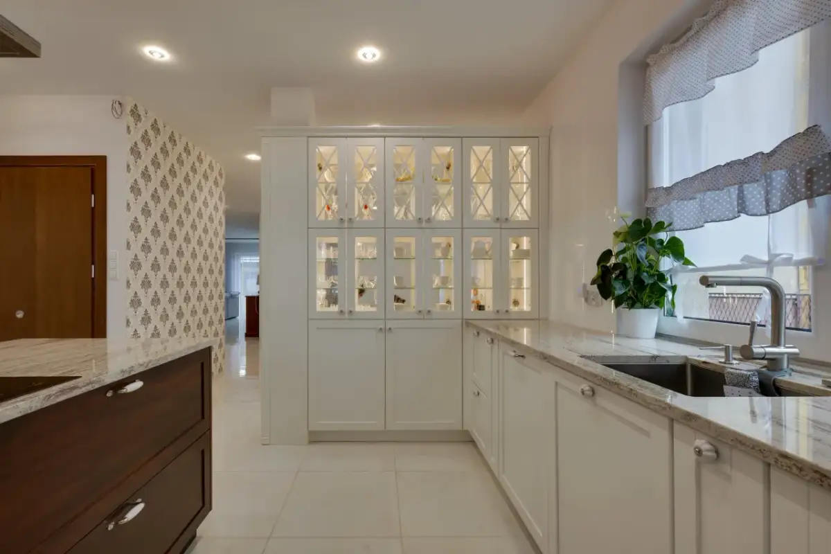 Idealne kolory ścian do waniliowej kuchni, które zachwycą każdego