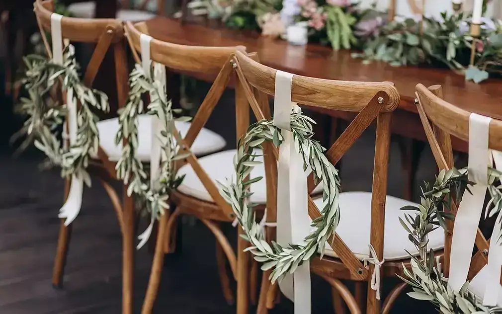 Alternatywy dla kwiatów na stół weselny – oryginalne pomysły bez tradycyjnych dekoracji