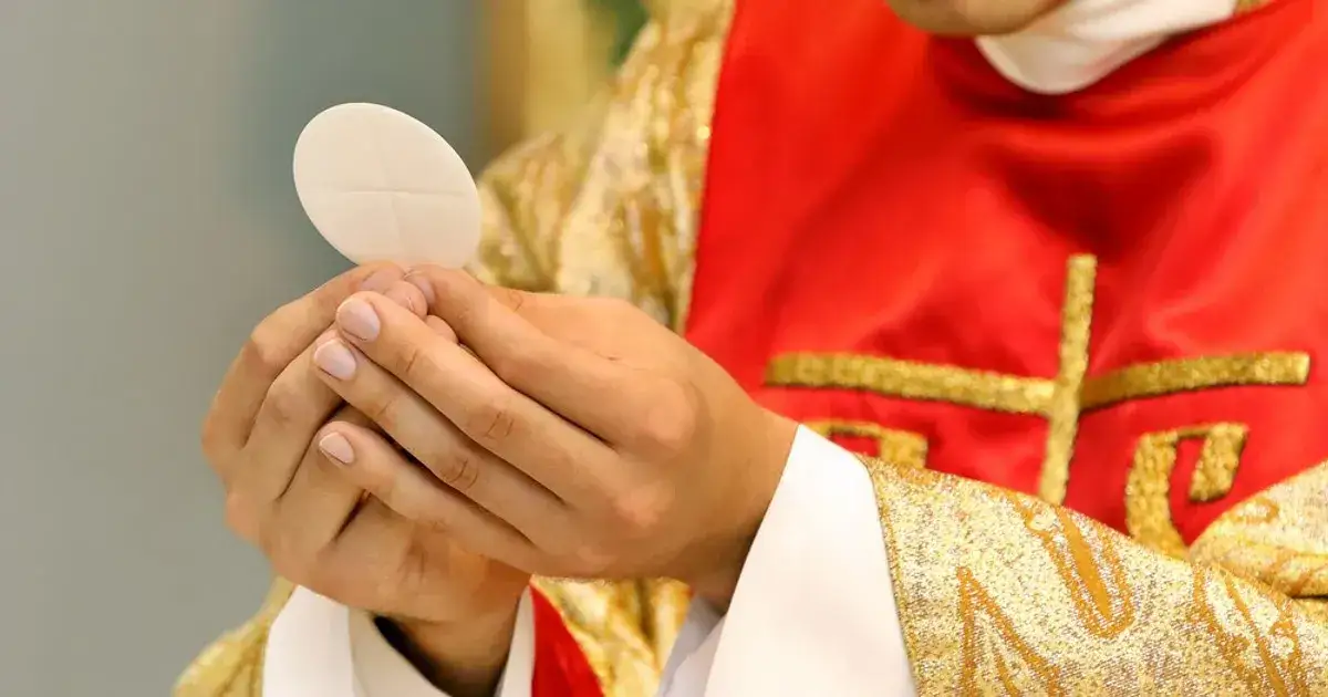 Msza po łacinie w Polsce do kiedy? Ograniczenia i przyszłość tej tradycji