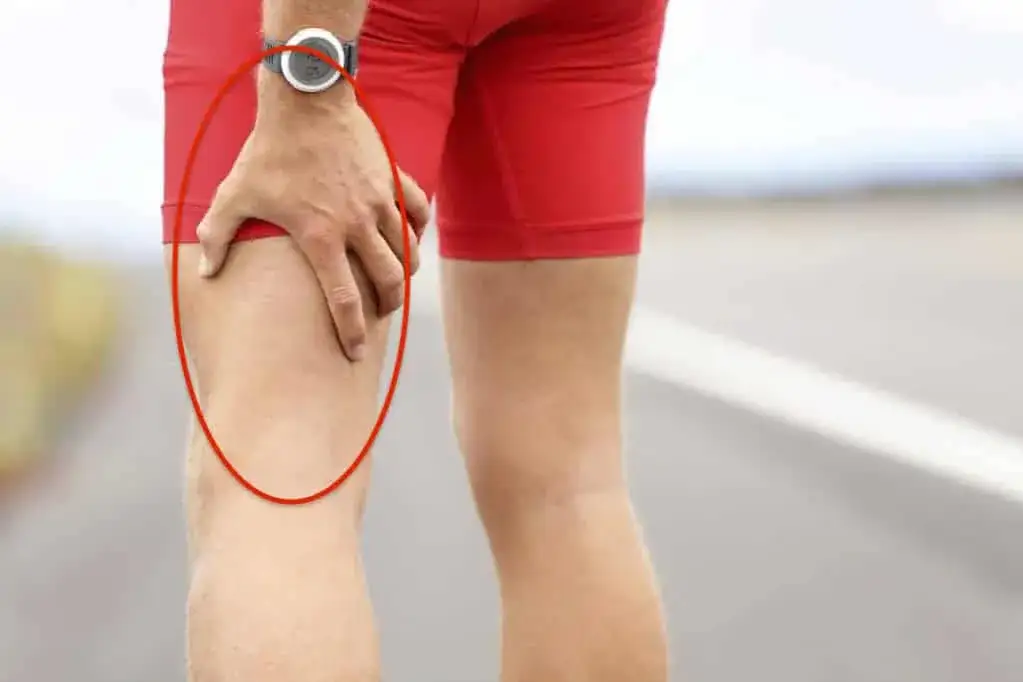 Douleur derrière cuisse après footing : causes, solutions et prévention
