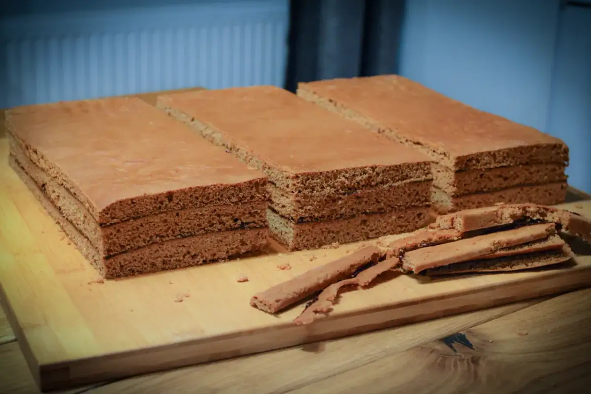 Piernik staropolski: Gdzie leżakować ciasto? Lodówka to nie wszystko!