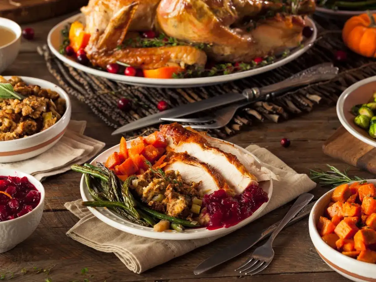 Co na obiad dla gości? Sprawdzone przepisy, które zachwycą każdego