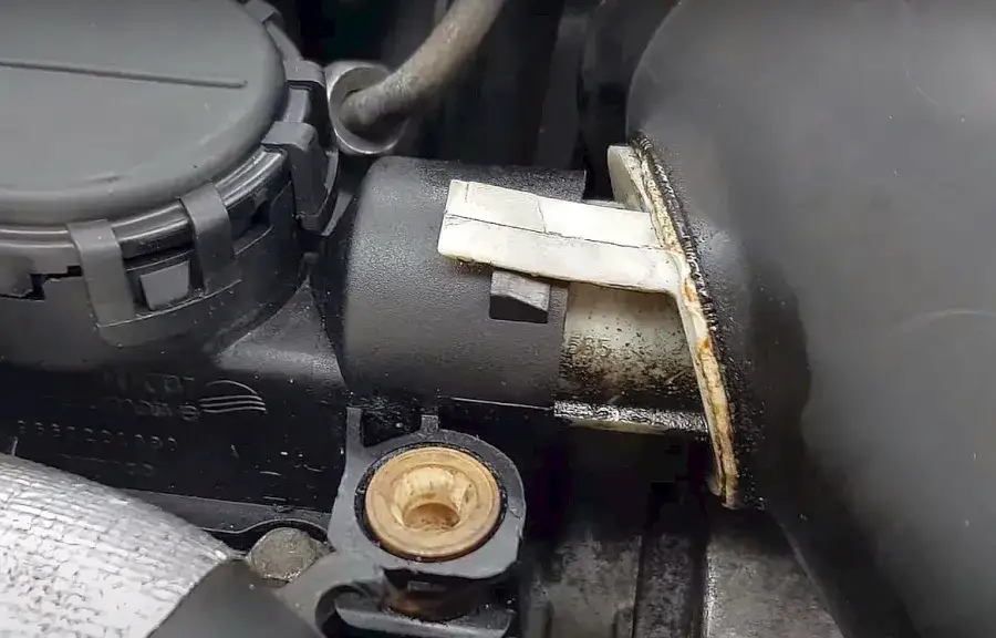 Odma w samochodzie – klucz do ochrony silnika i wydajności auta