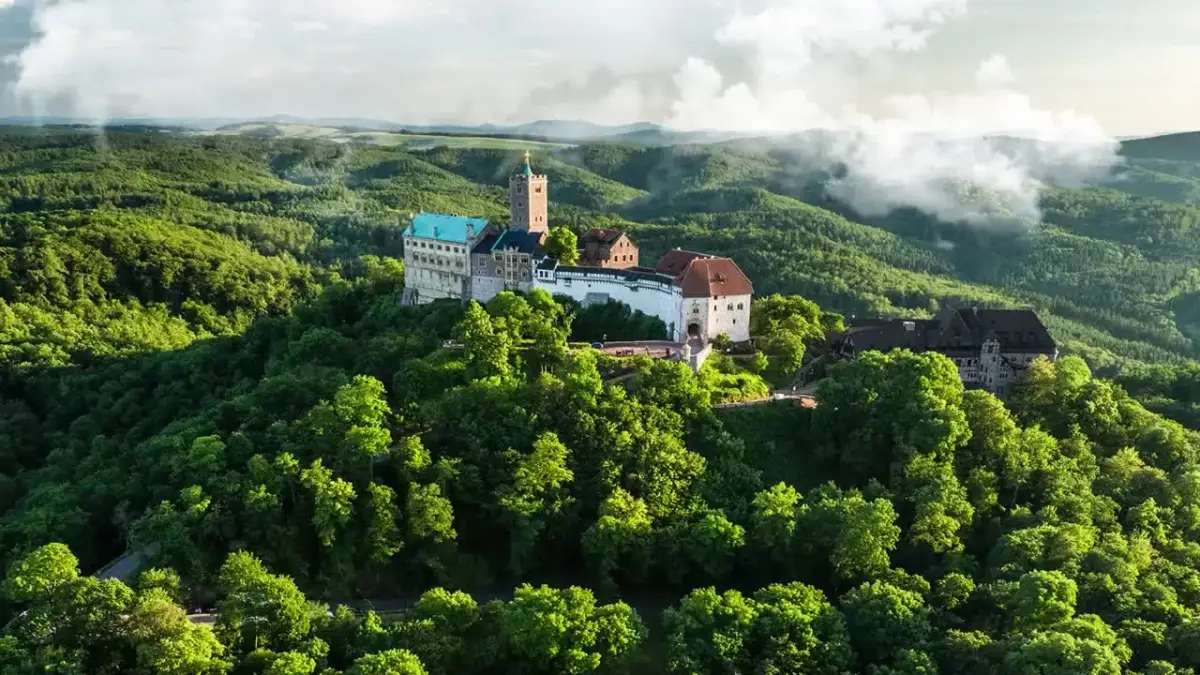 Turyngia atrakcje: odkryj niezwykłe miejsca, które musisz zobaczyć