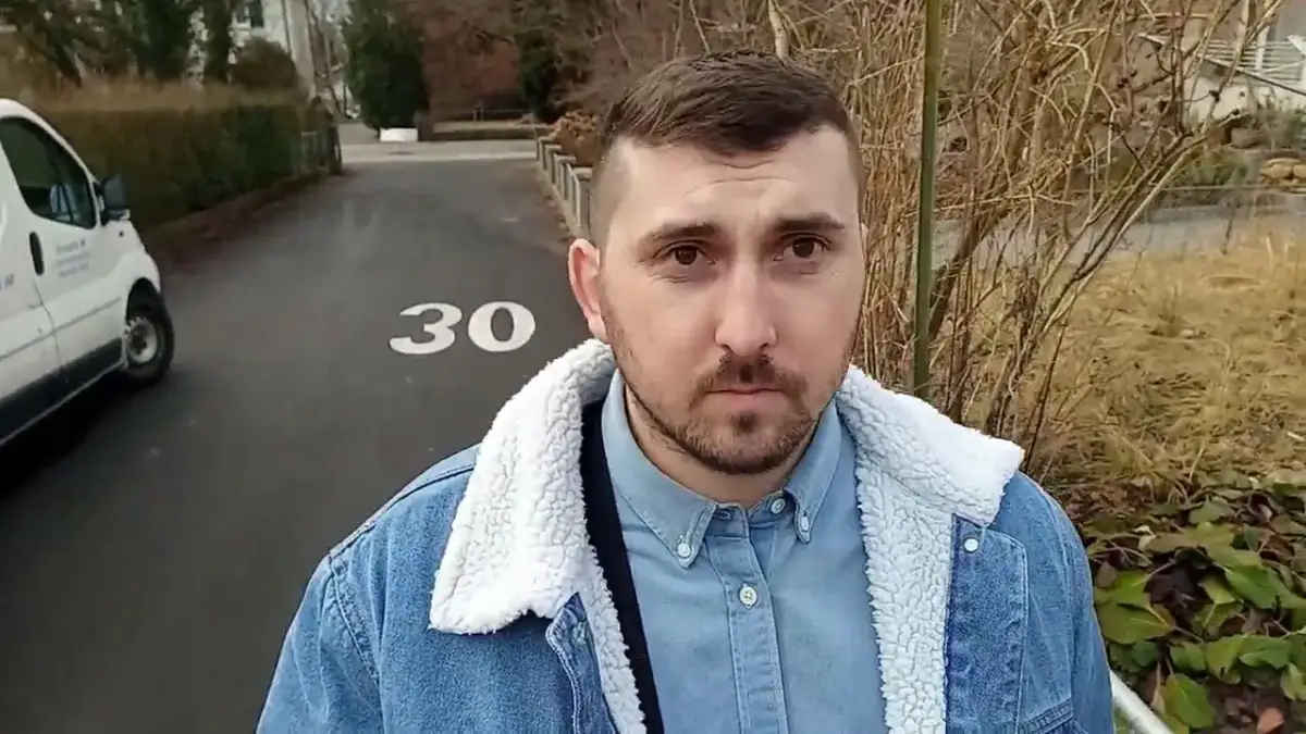 Operator koparki w Szwajcarii: zarobki, koszty, czy się opłaca?