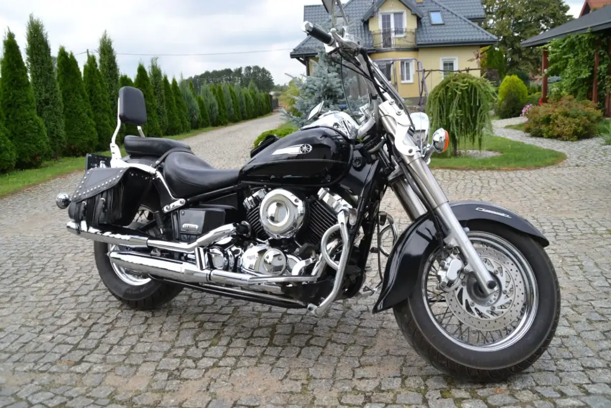 Yamaha Drag Star 650: Ile pali? Bak, rezerwa i realny zasięg