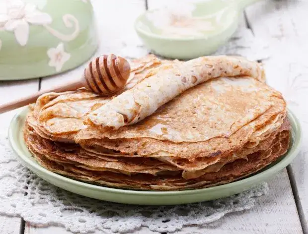 Jaką mąkę wybrać do dietetycznych naleśników, by były smaczne?
