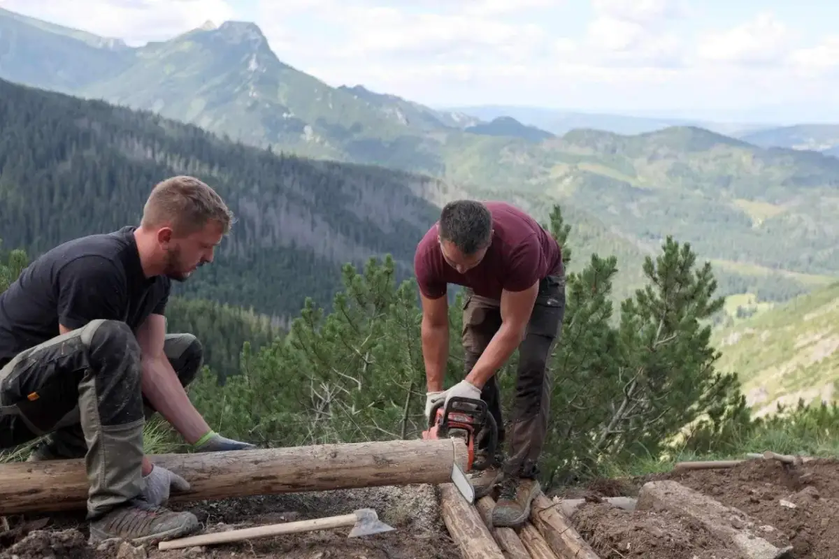 Kto robił szlaki w Tatrach? Poznaj historię i ich współczesnych twórców