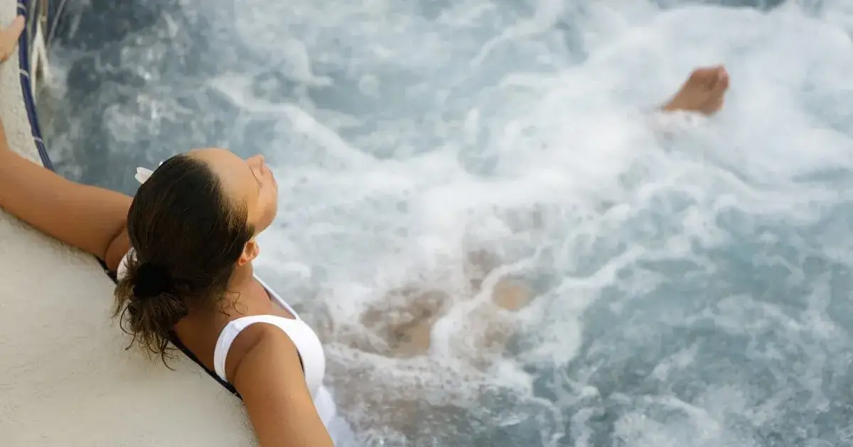 Jak korzystać z jacuzzi w hotelu, aby uniknąć nieprzyjemnych sytuacji