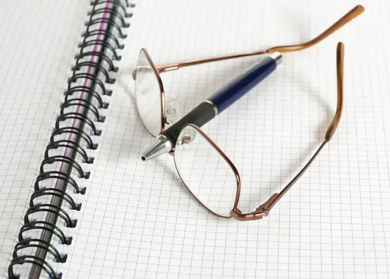 Jaki zeszyt do EDB? Wybierz idealny zeszyt dla lepszych wyników