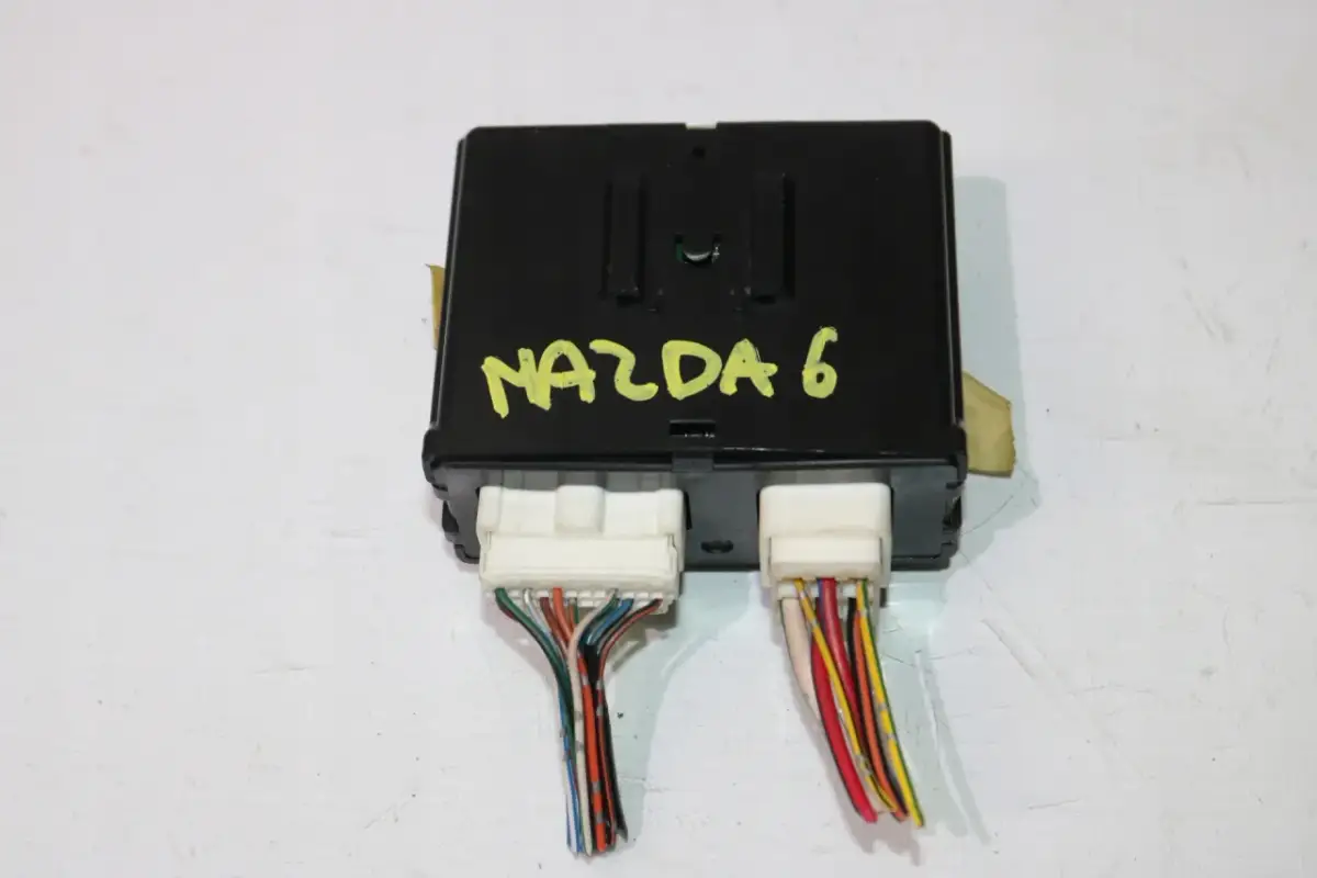 Mazda 6: Gdzie jest sterownik centralnego zamka? Pełny przewodnik!