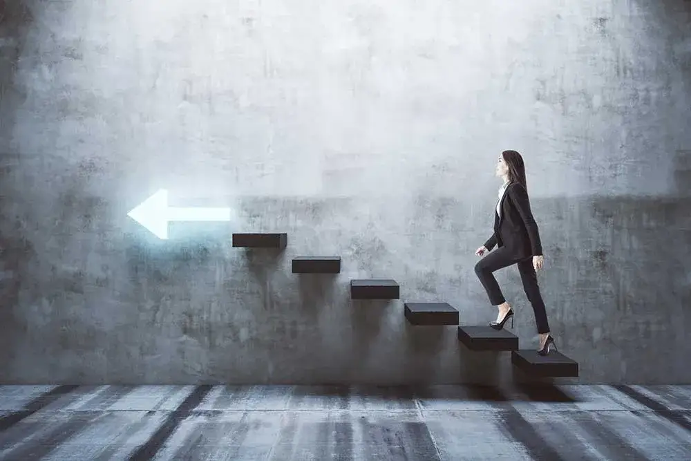 Samorealizacja: Jak odkryć potencjał i żyć pełnią życia?