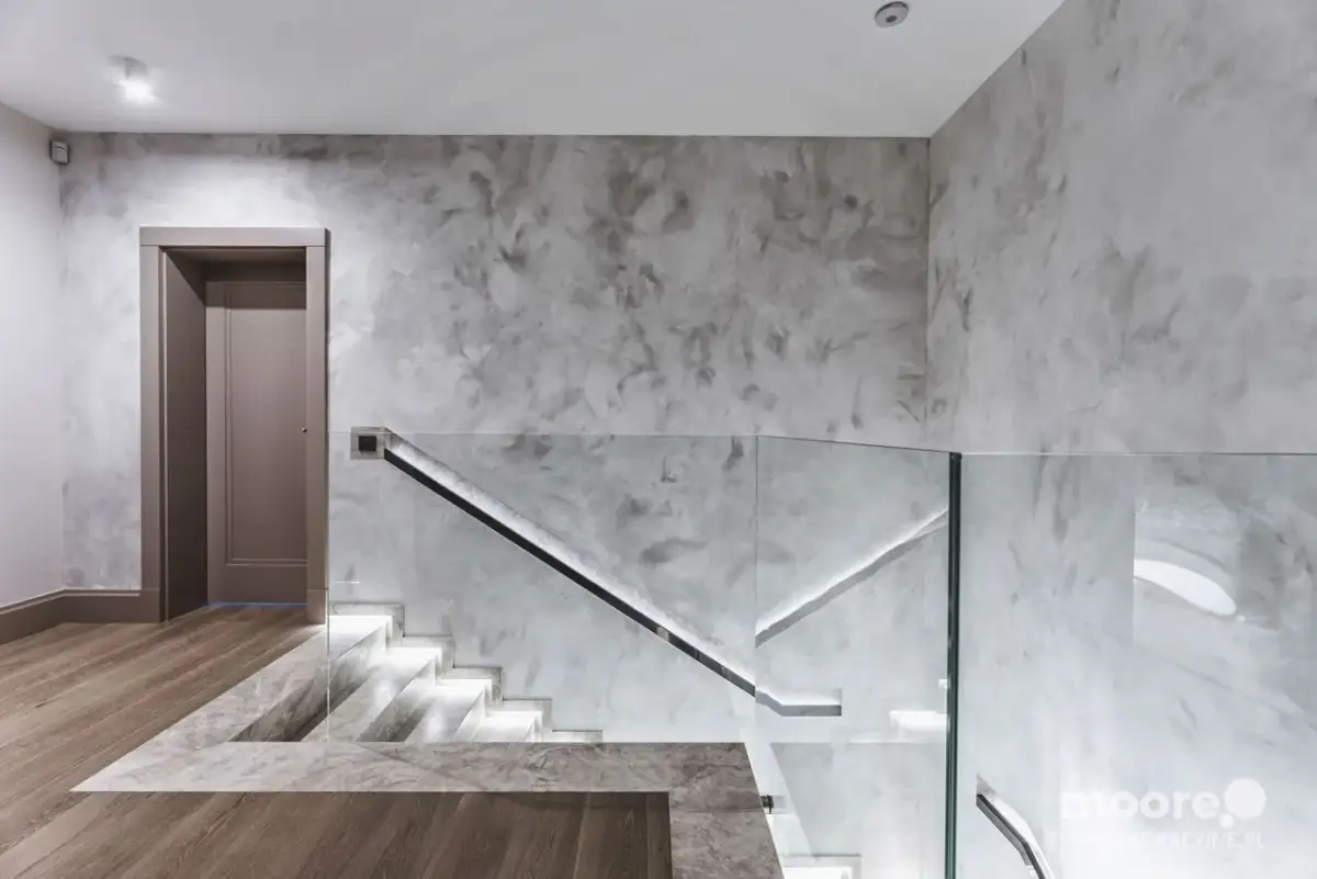 Tapeta imitująca tynk: Czy to lepsze niż prawdziwy tynk?