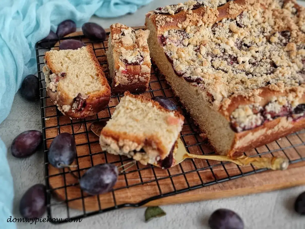 Ciasto drożdżowe na noc w lodówce? Sekret idealnego smaku!