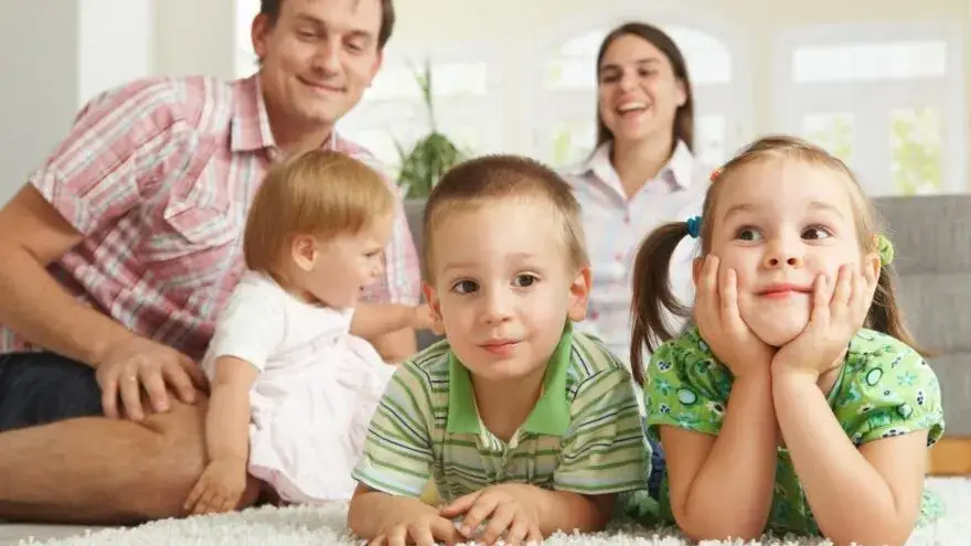 Becikowe dla kogo? Sprawdź, czy możesz otrzymać wsparcie finansowe