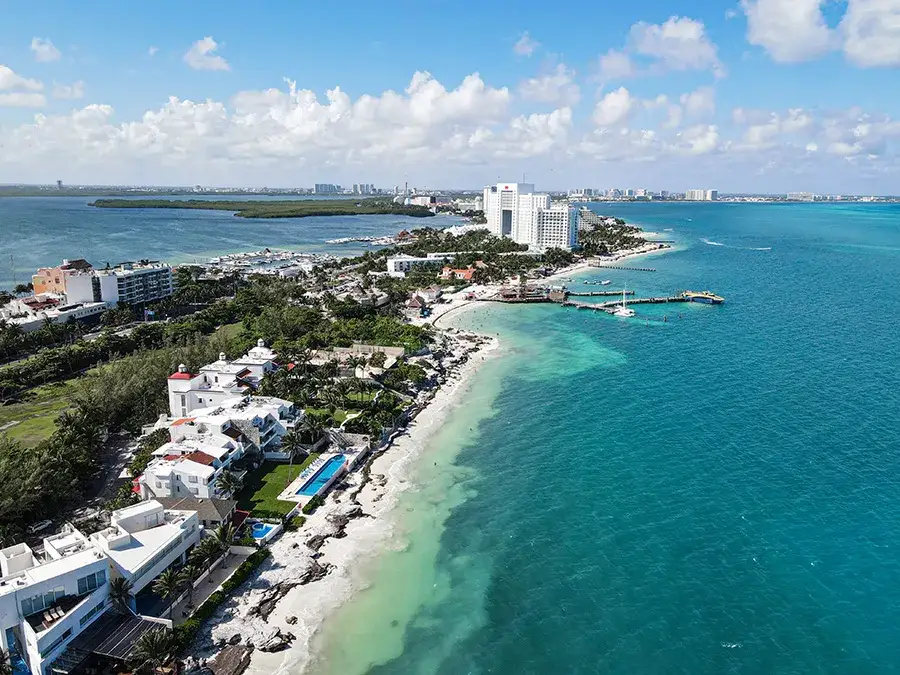 Cancun: Bezpiecznie na wakacjach? Poradnik dla Polaków