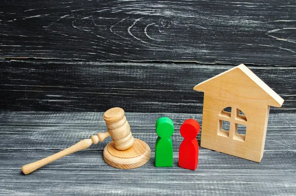 Jak przepisać mieszkanie na dziecko i uniknąć problemów prawnych