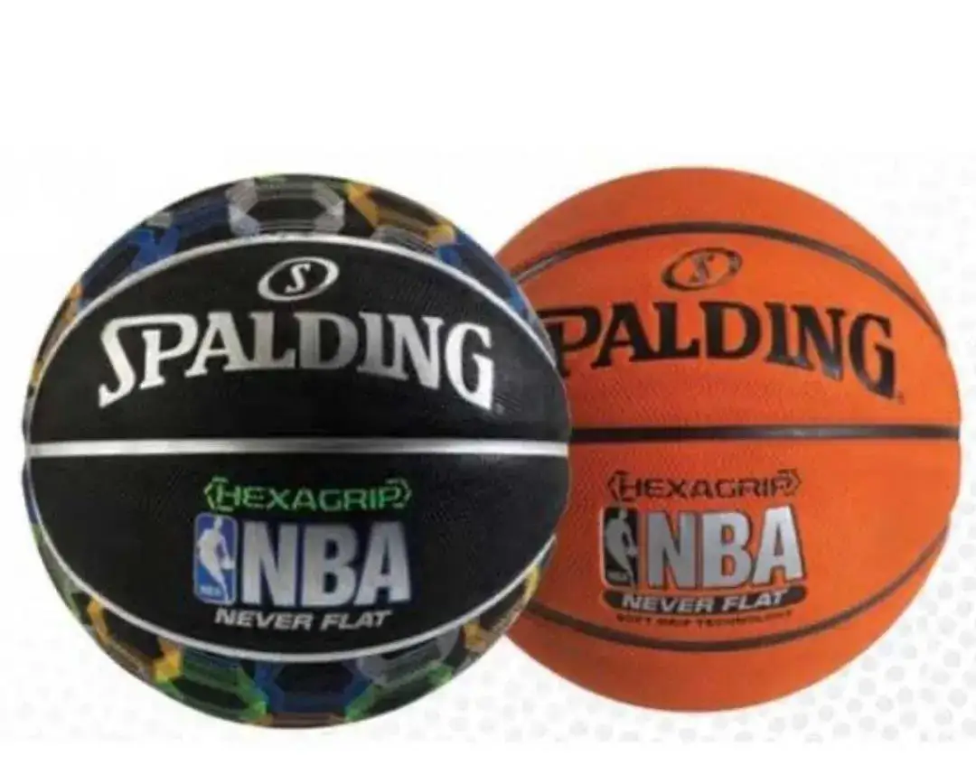 Jaka piłka na tartan? Wybierz najlepszą i graj dłużej!