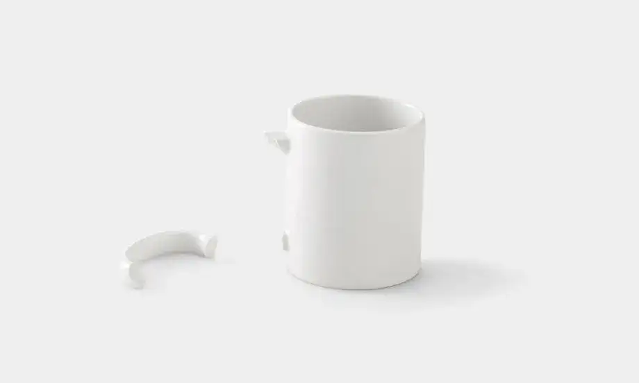 Czym skleić kubek, aby naprawić go bezpiecznie i skutecznie?