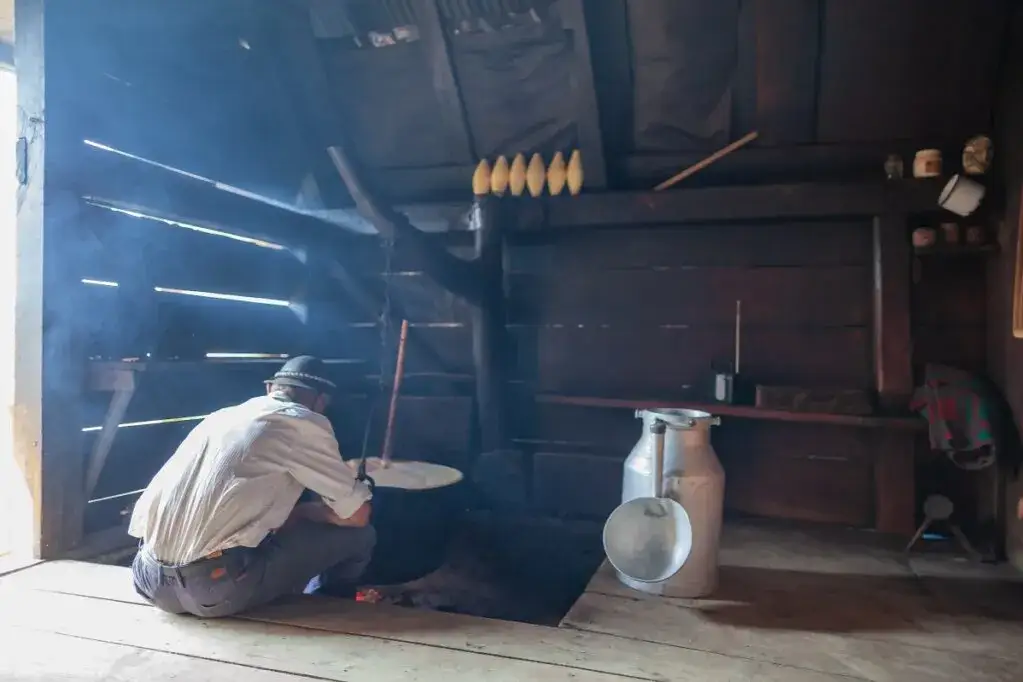 Kiedy są prawdziwe oscypki? Poznaj sezon i unikalny proces produkcji