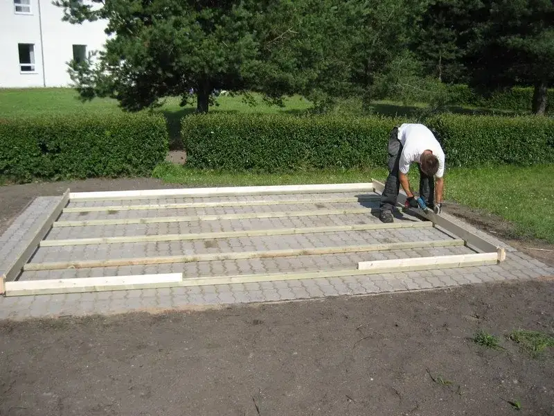 Najprostszy sposób jak zrobić szalunek pod wylewkę bez pomocy fachowca