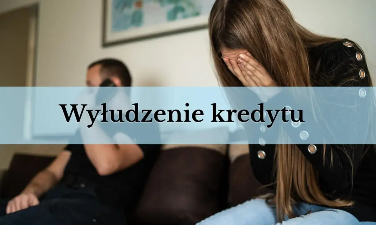 Zmartwiona kobieta ukrywa twarz, gdy mężczyzna rozmawia przez telefon. Dowiedz się, jak sprawdzić, czy ktoś wziął na Ciebie kredyt.
