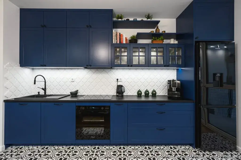 Jak wysoko szafki kuchenne? Sprawdź idealne wymiary dla siebie