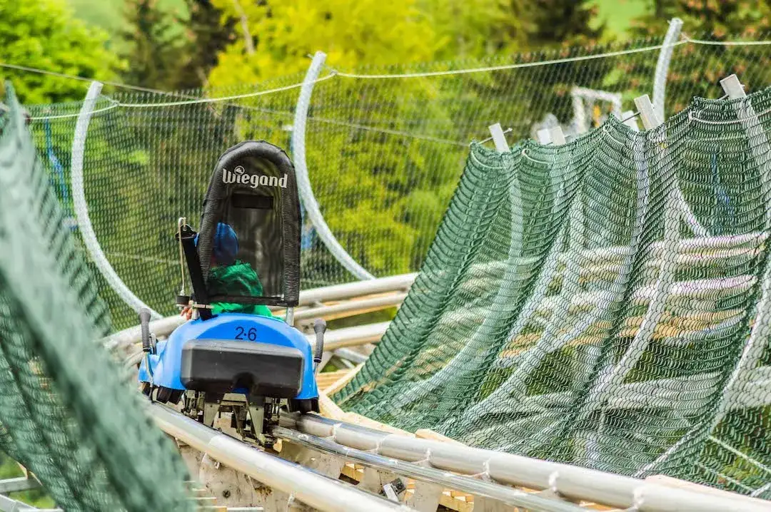 Czarna Góra atrakcje – odkryj najciekawsze miejsca i aktywności