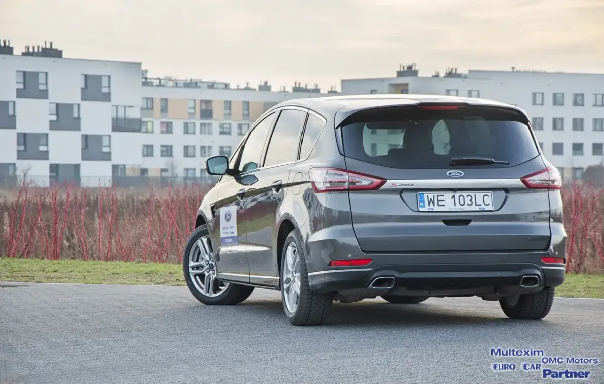 Ford S-Max diesel: Jaki silnik? 2.0 TDCi to złoty środek!