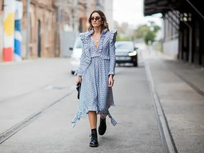 Jakie buty do sukienki z falbankami? 7 stylowych propozycji