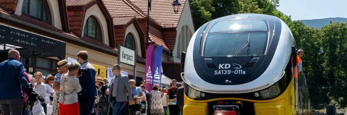 Jak dojechać do Karpacza pociągiem? Sprawdź, co musisz wiedzieć