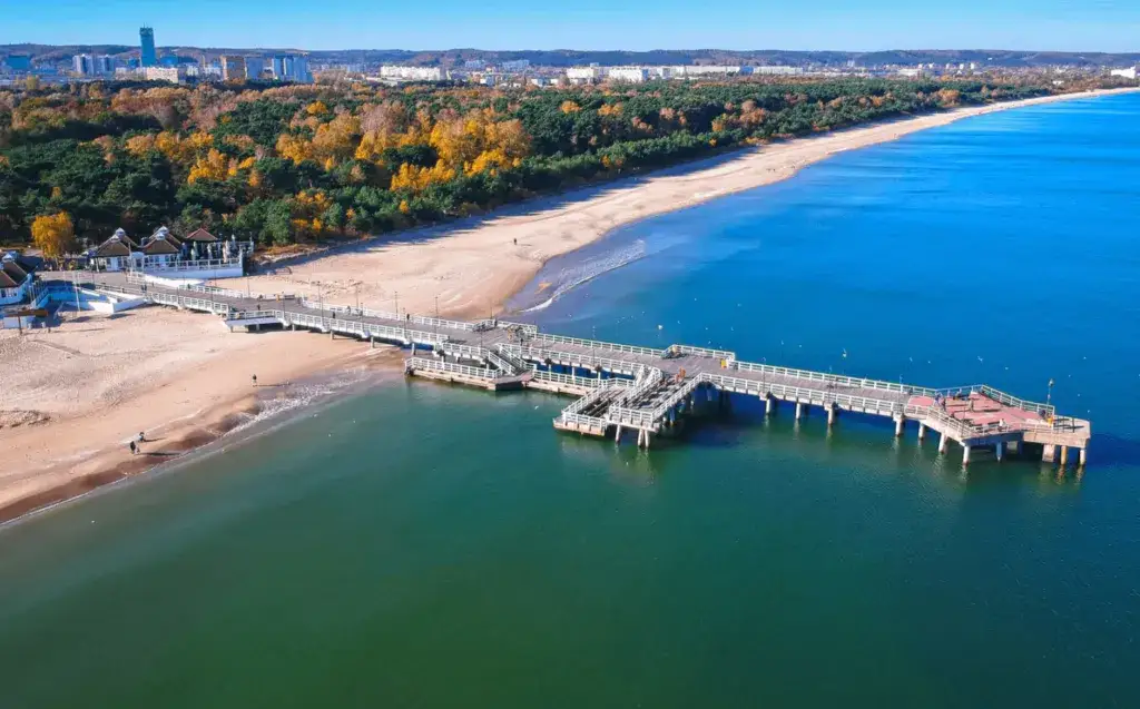 Najtańsze noclegi nad morzem - jak zaoszczędzić na wakacjach