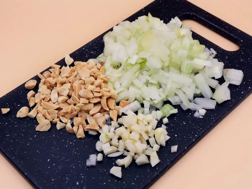 Jak zrobić dietetyczny sos do mięsa - zdrowe przepisy, które zachwycą