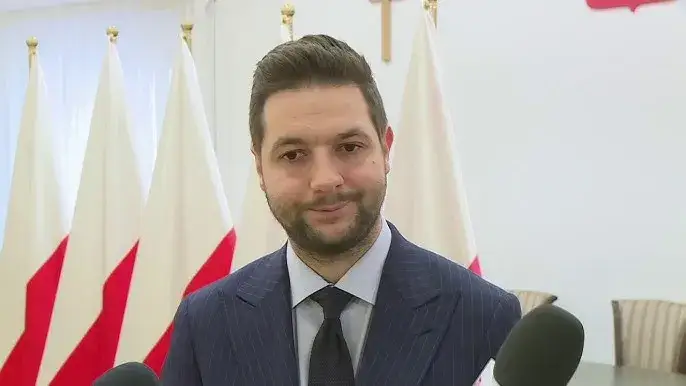 Patryk Jaki oświadczenie majątkowe: szokujący wzrost majątku ujawniony