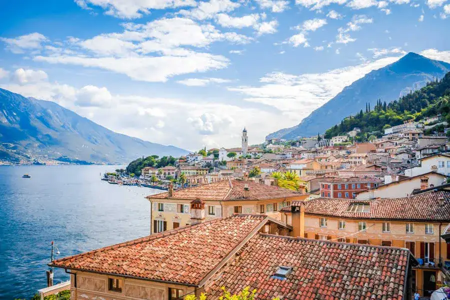 Jezioro Garda: Przewodnik po atrakcjach, miasteczkach i sekretach