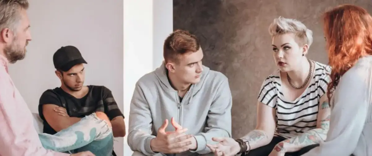 Rozpoznaj dopalacze: Formy, opakowania, objawy. Ratuj życie!