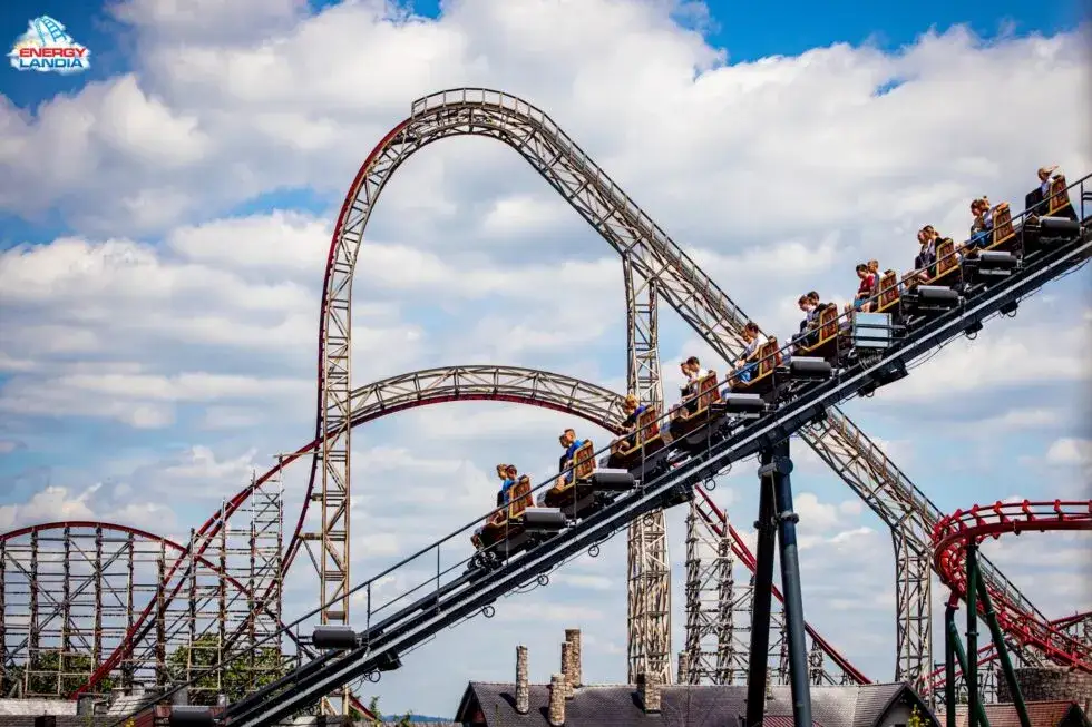 Czy Energylandia jest otwarta w deszcz? Sprawdź, co musisz wiedzieć