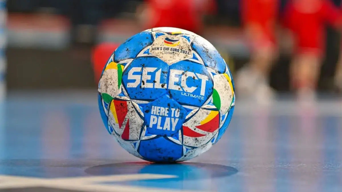 Jak wygląda piłka ręczna? Odkryj jej wymiary i cechy w praktyce