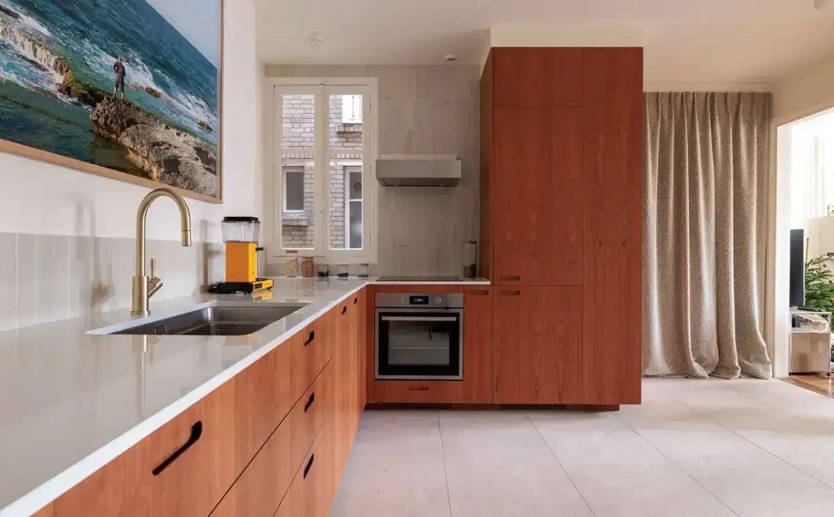 Cocinas modernas de madera: calidez, diseño y funcionalidad para tu hogar