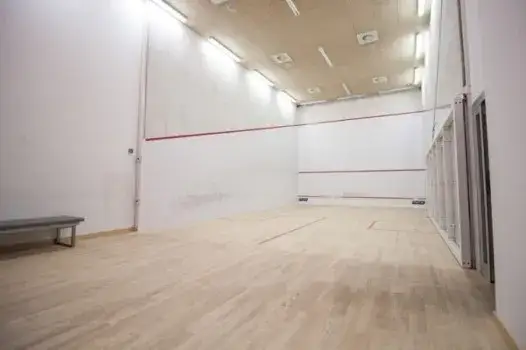 Cascada squash - najlepsze korty i usługi squasha w Krakowie